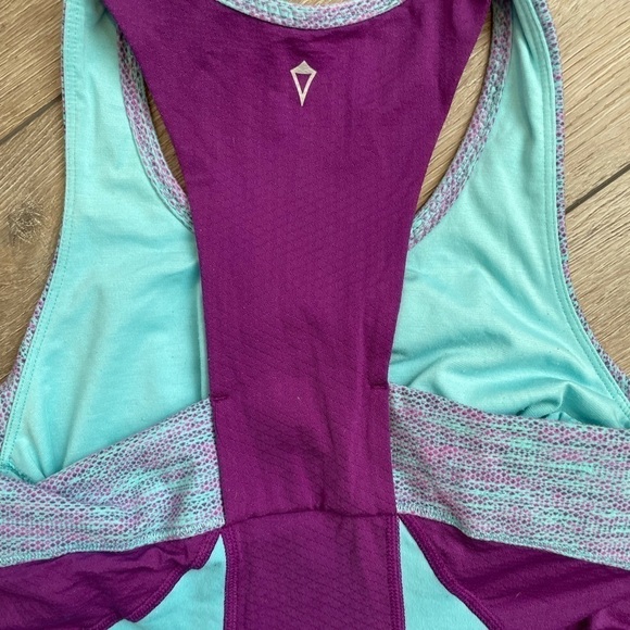 Ivivva by Lululemon Sz 12 Racerback Tank Top Girls - Picture 4 of 6